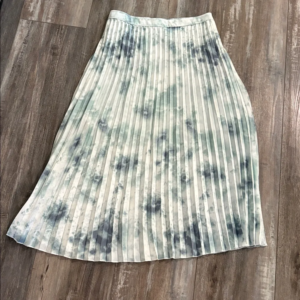 Abercrombie pleated midi skirt L - Image 3