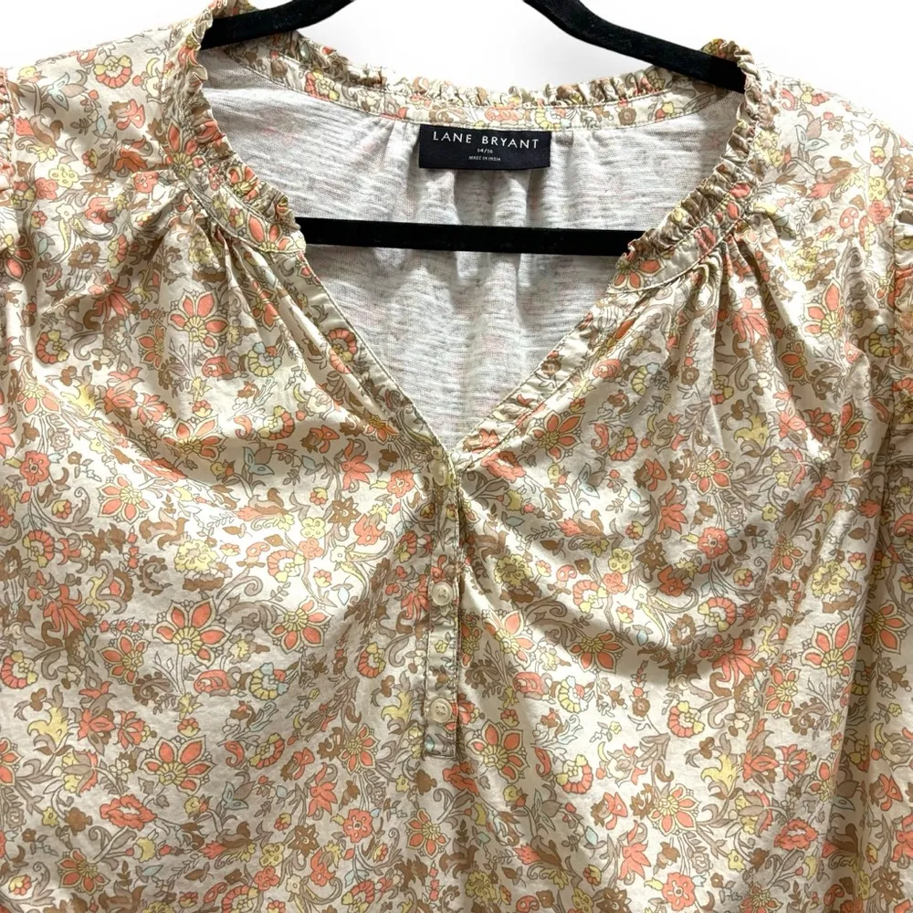 Lane Bryant Beige Coral Neutral Paisley Floral Ruffle Flutter Sleeve Top - 14/16 - Image 4
