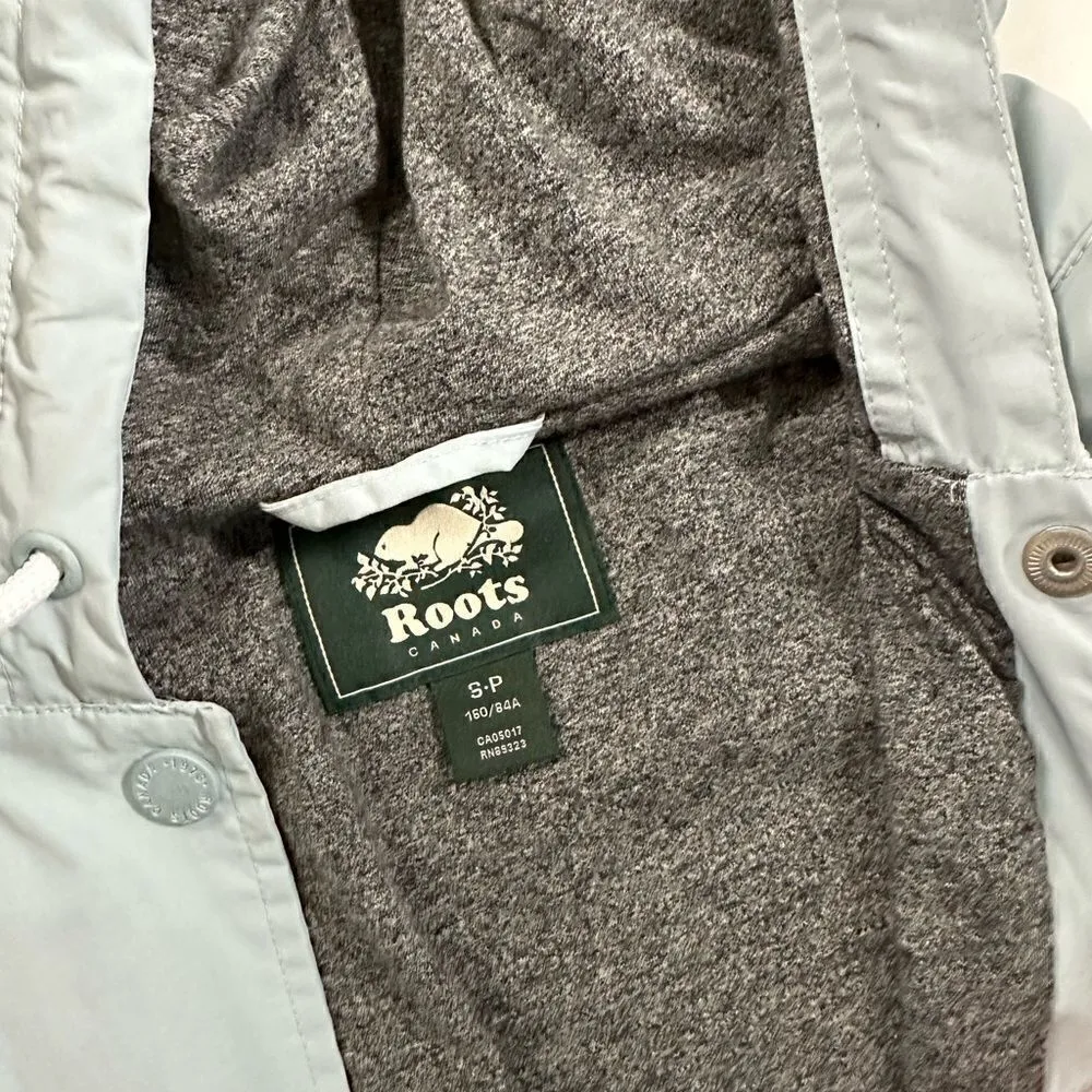 Roots Canada Baby Blue Snap Button Hooded Windbreaker Rain Jacket - Image 7
