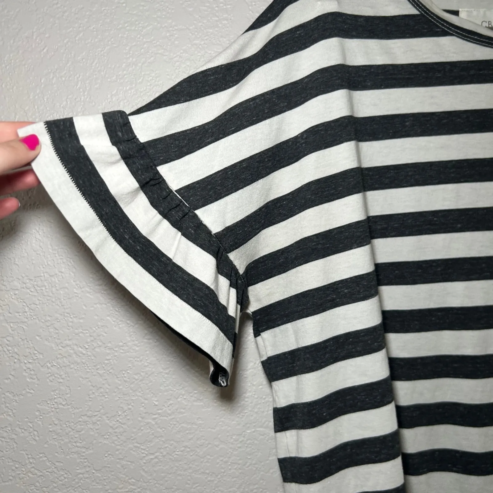 the great black white striped shirt women's small minimal quite luxury classic - Image 2