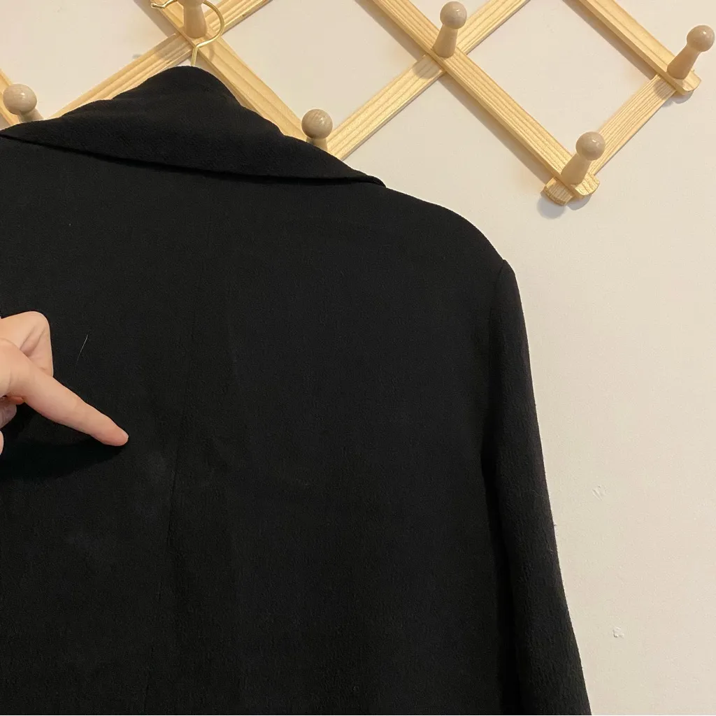 Wilfred by Aritzia Black Relaxed Style Blazer size 2 - Image 8