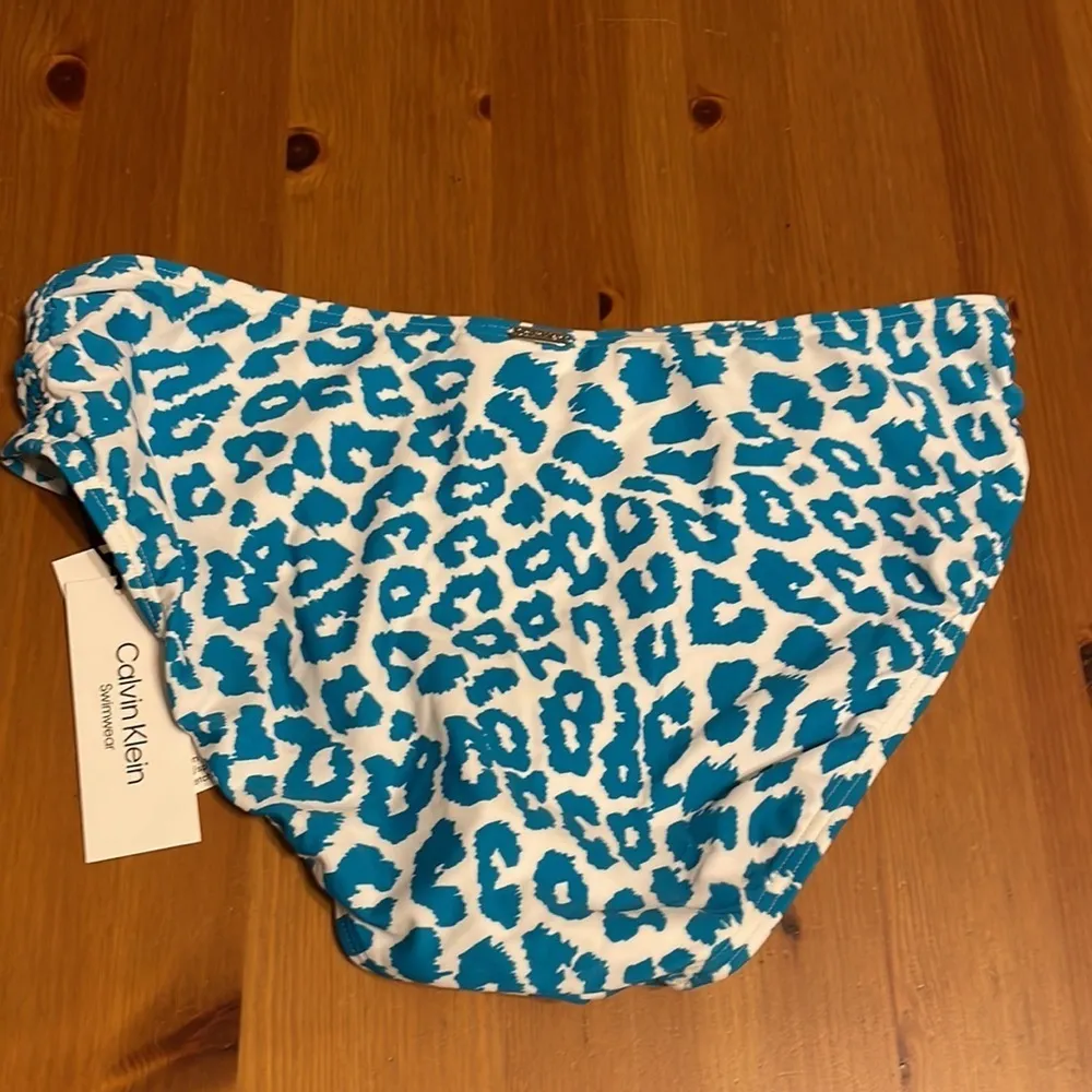 Calvin Klein Classic Mid-Rise Bikini Swim Bottom Animal Print Large‎ NWT - Image 3