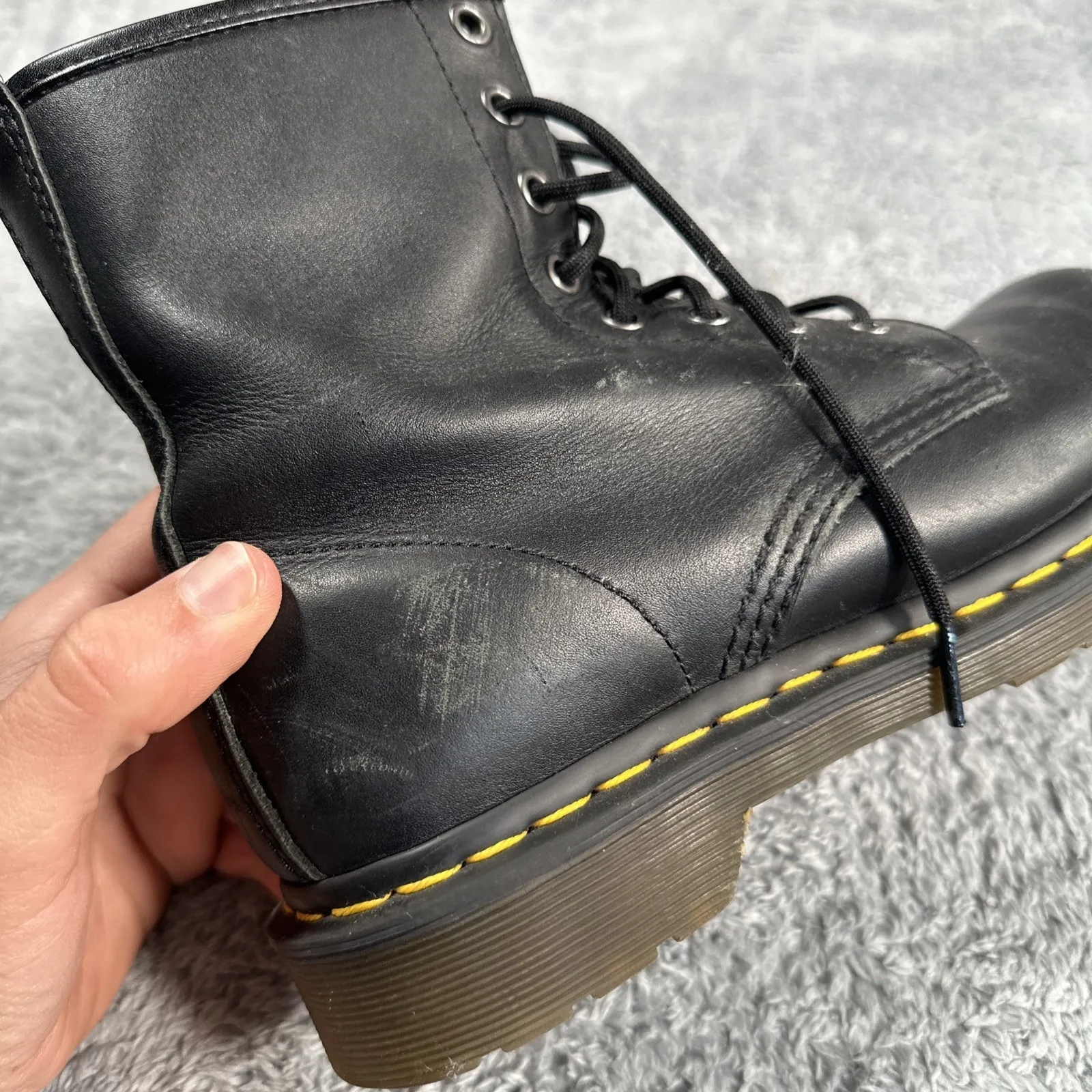 Women's Dr. Martens Lace up Boots SZ 7 BLK Leather Punk Goth Thick Soles Rubber Black - Image 16