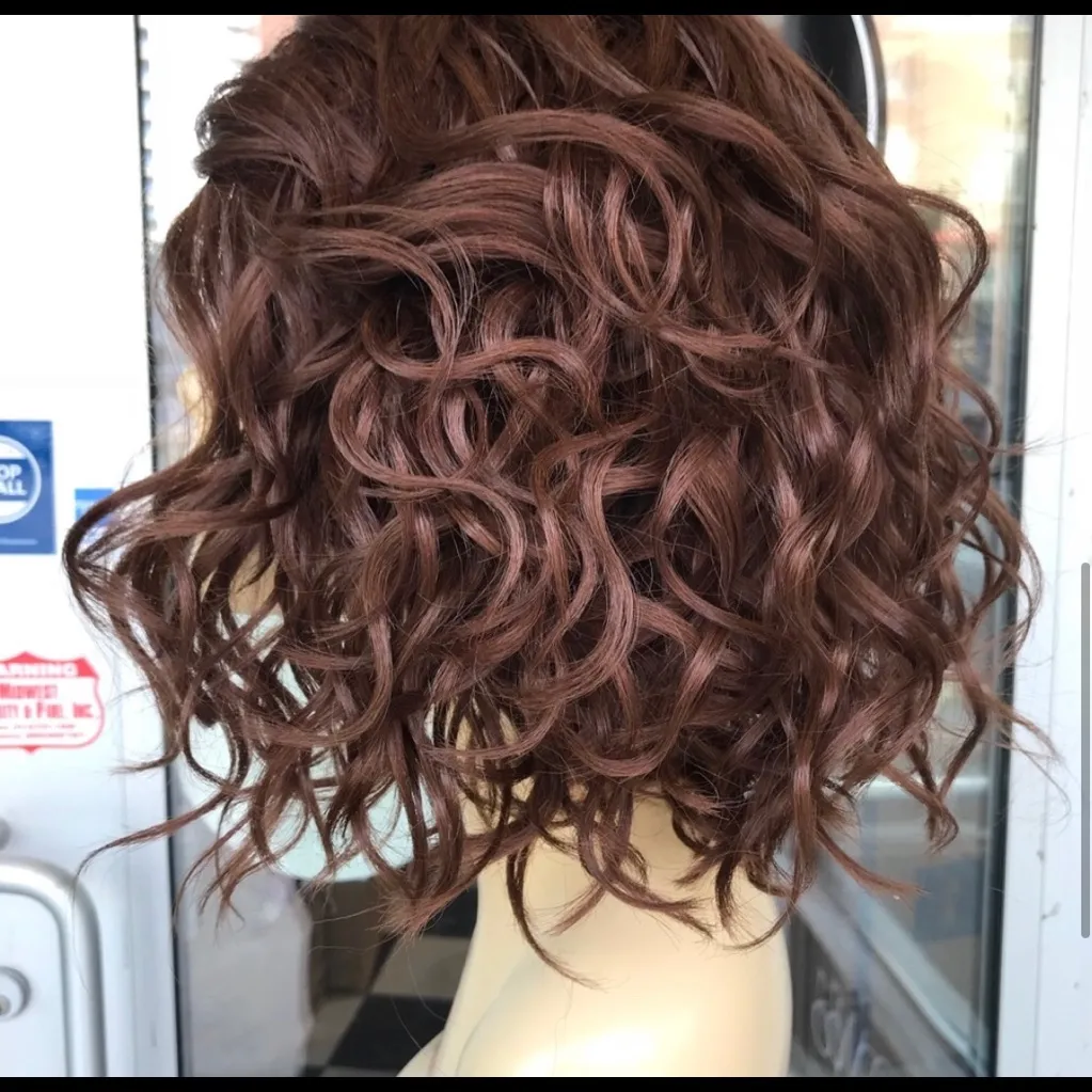 Short curly bob - Image 3