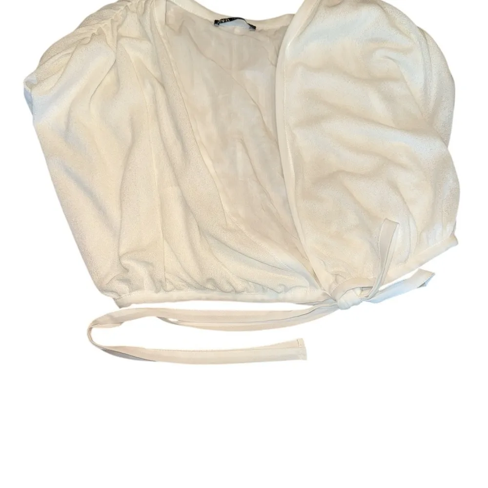 Zara Medium Crop Top, Ruffle Shortless Sleeve Tie Front - Image 3