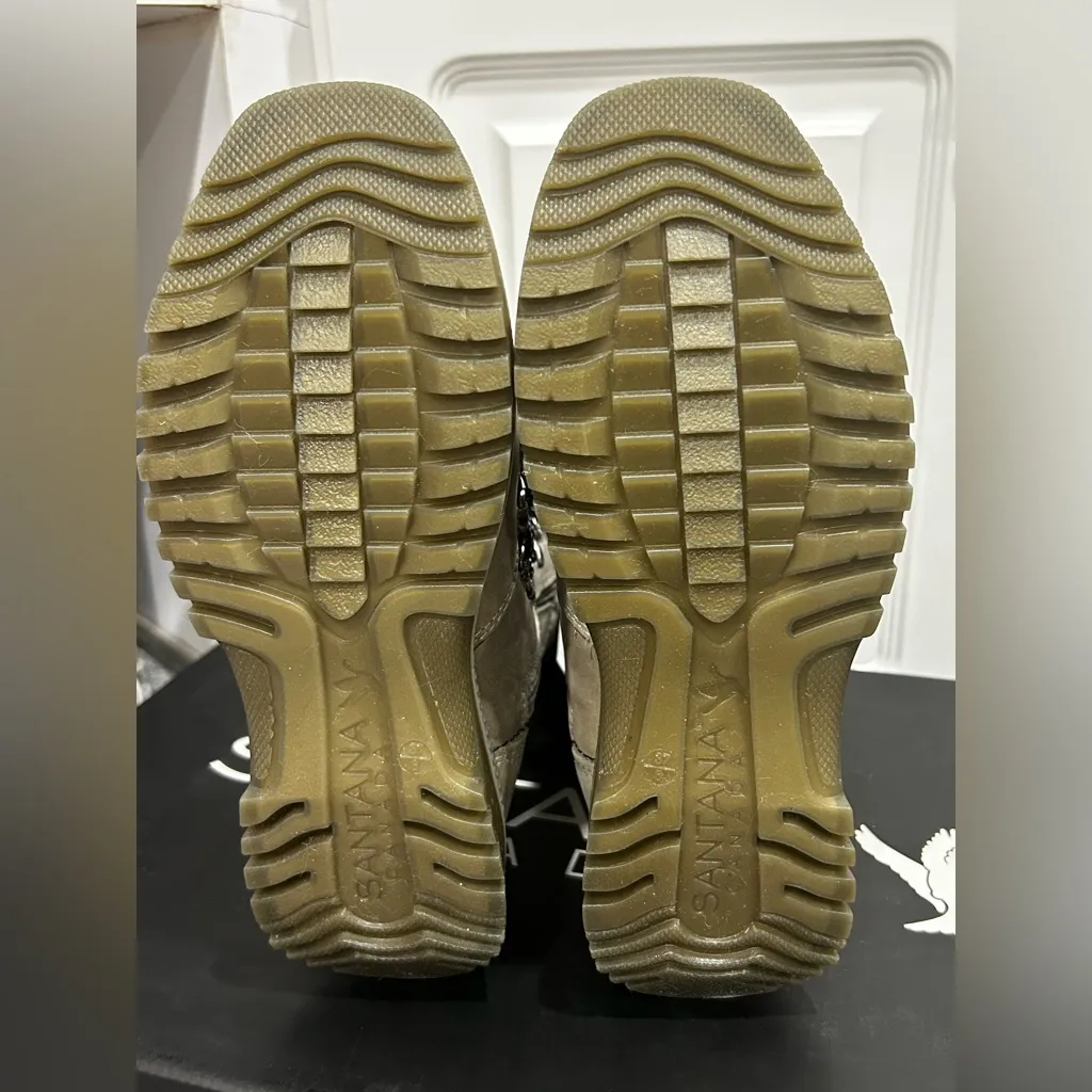 Santana Canada Women's Size 6 Boots NWT Gray - Image 10