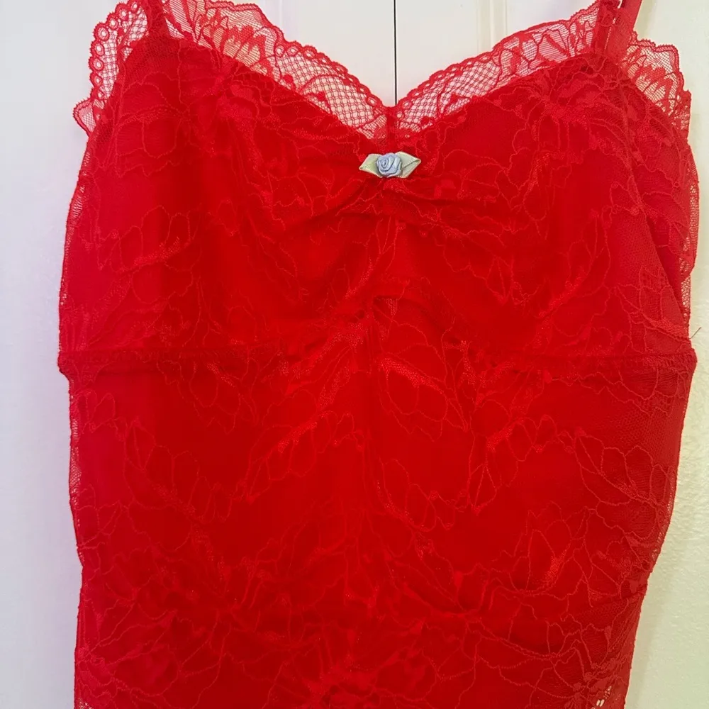 Free People Intimately Red Lace Camisole Size XS NWOT - Image 3