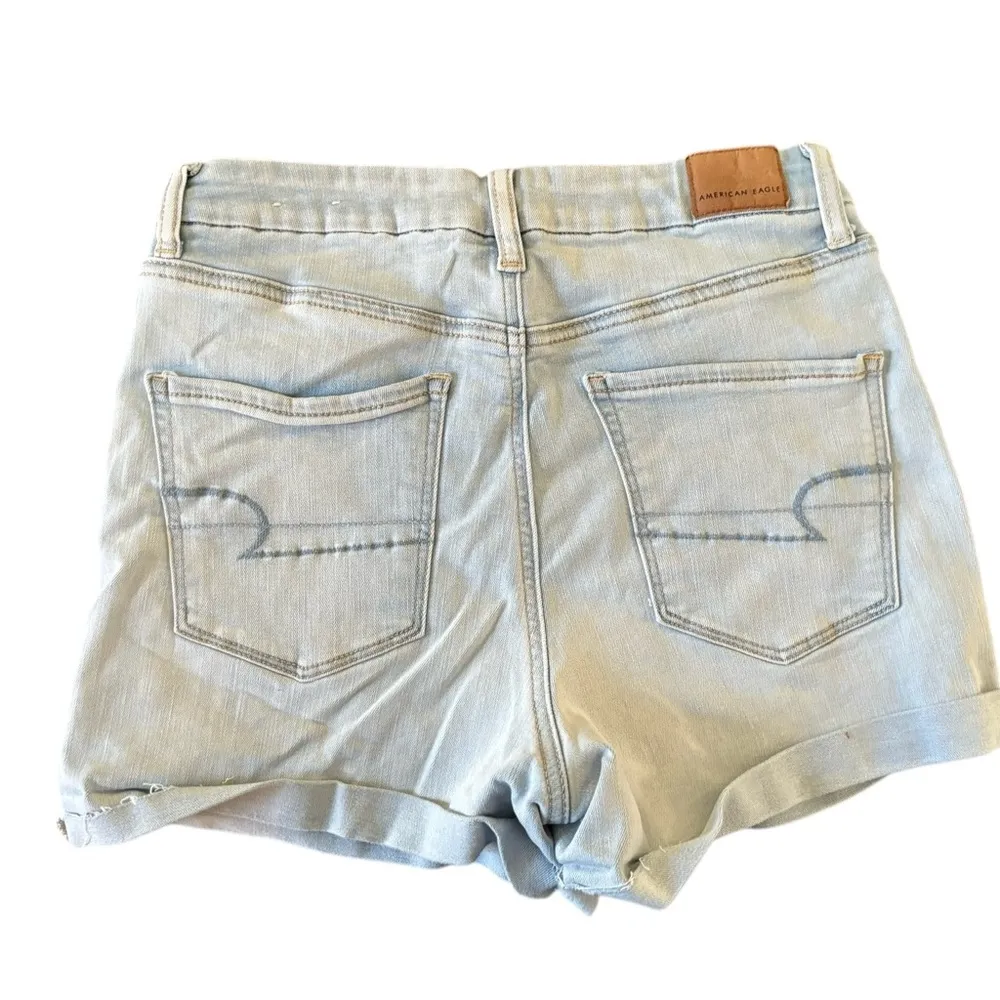 AE Curvy Hi-Rise Shortie Light Blue Denim Wash Stretch 10 Cuffed - Image 2