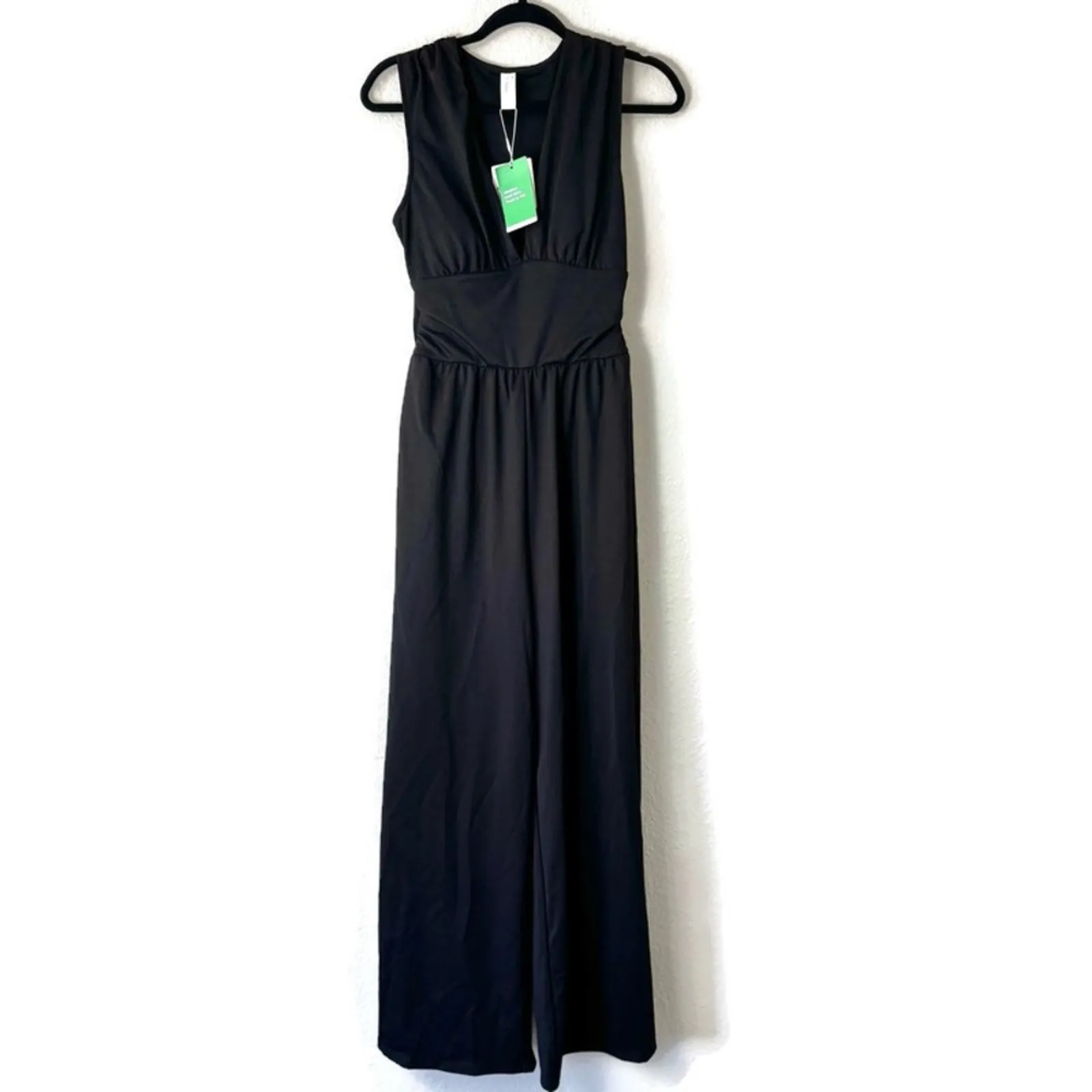 New Halara Black V Neck Sleeveless Pockets Easy-Peezy Jumpsuit Size Medium - Image 3