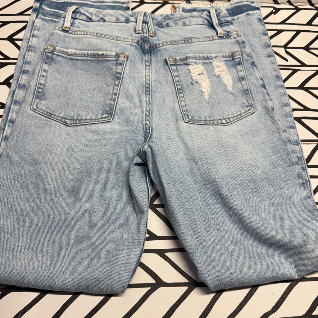 Good American Good Boy Ripped High Waist Side Slit Raw Hem Jeans in size 26/2 - Image 3