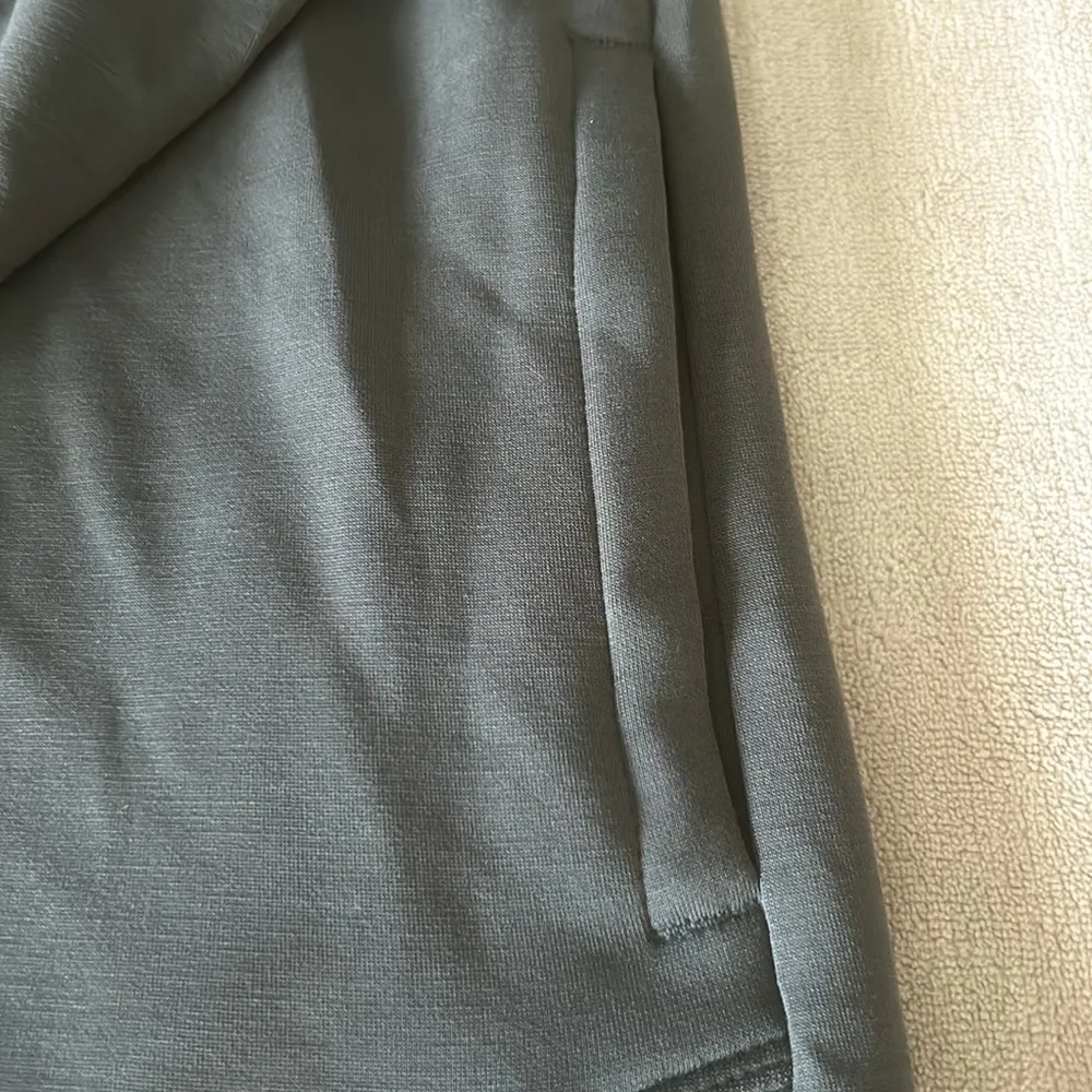 NWT Sage Green Soft Yoga Sweatshirt - Image 5