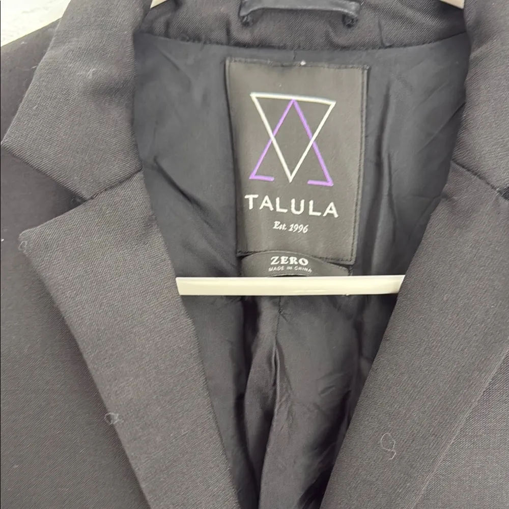 Talula Black Blazer with Notched Lapels and Structured Shoulders - Image 2