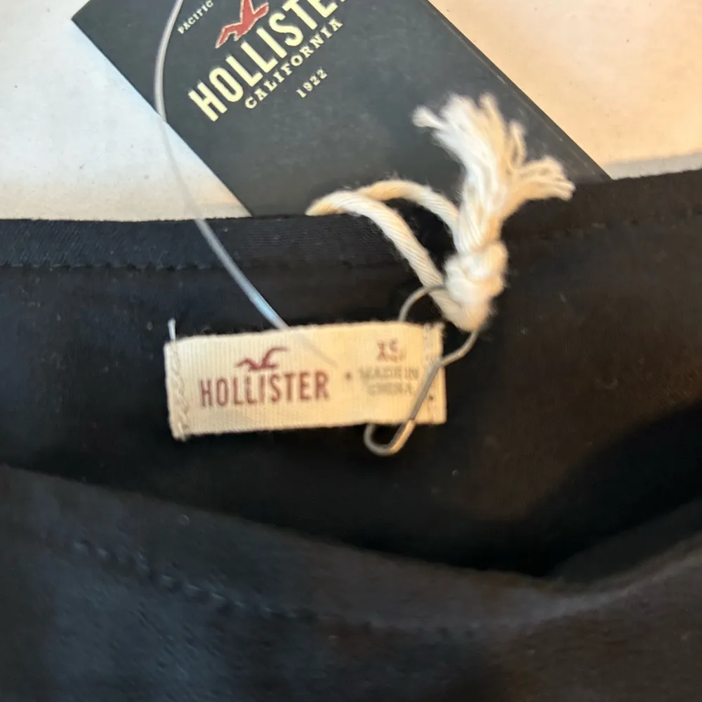 Hollister Stars spaghetti strap top size Extra Small black, white sequin… - Image 6