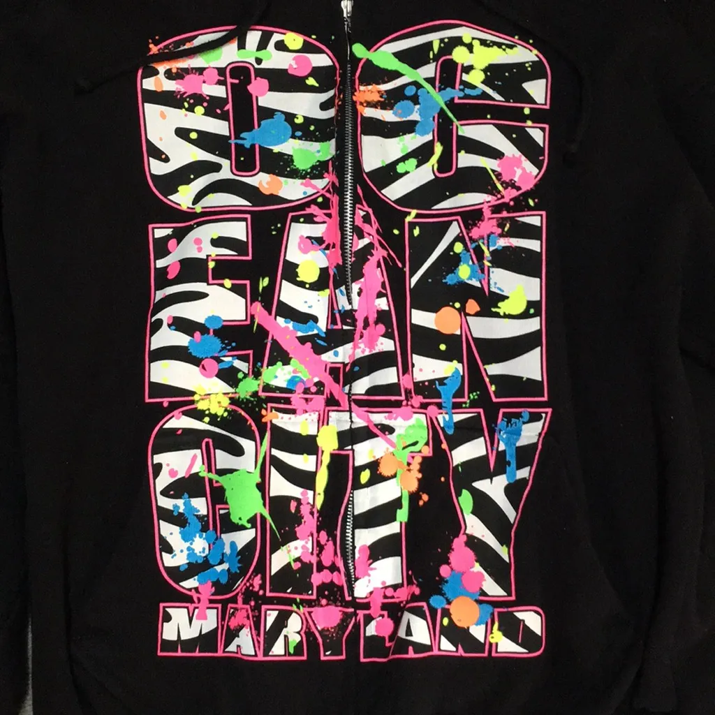 Jon Lauren Apparel black hoodie size small - Image 2