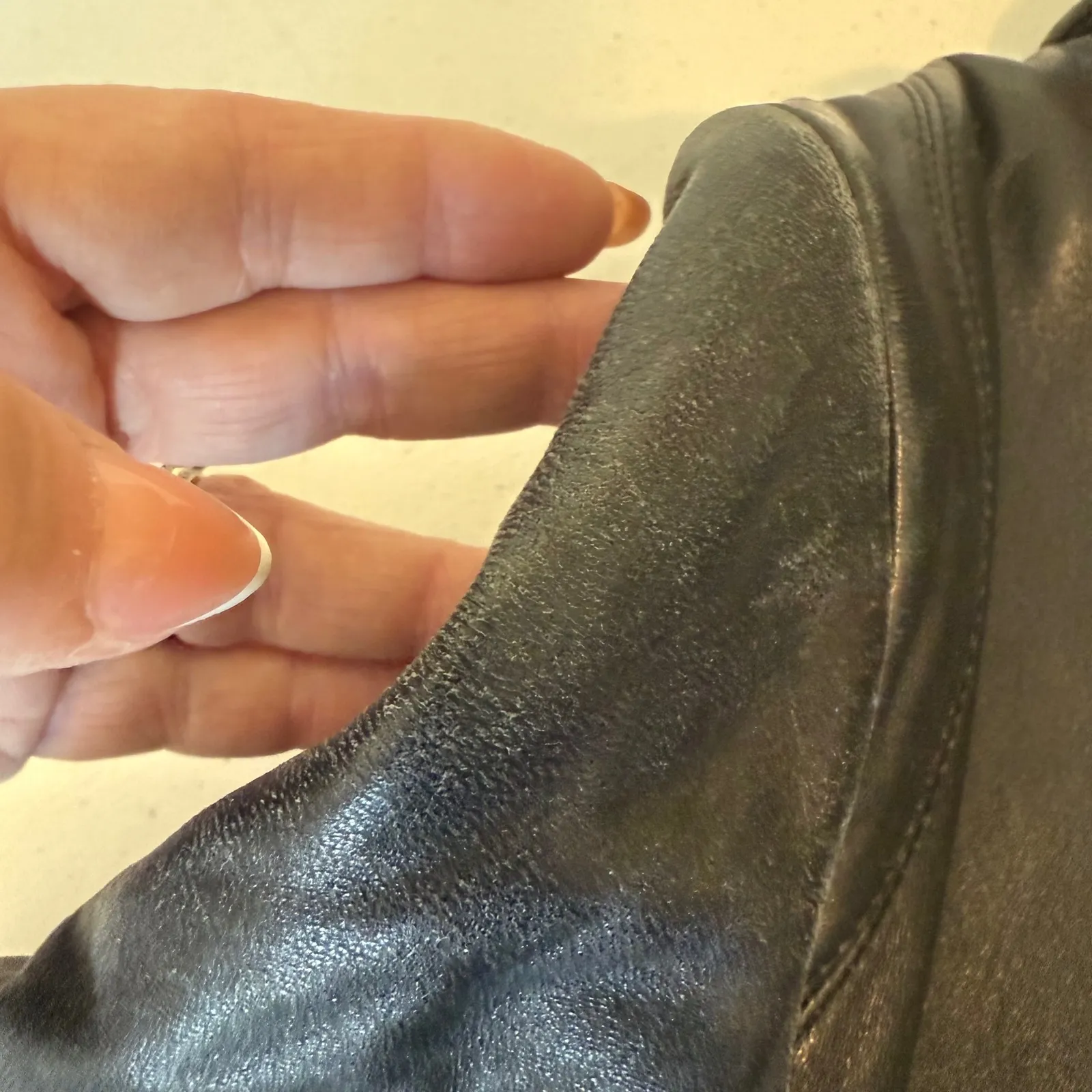 Reaction Kenneth Cole  Leather Jacket Women's Collared‎ Full Zip Black Small - Image 11