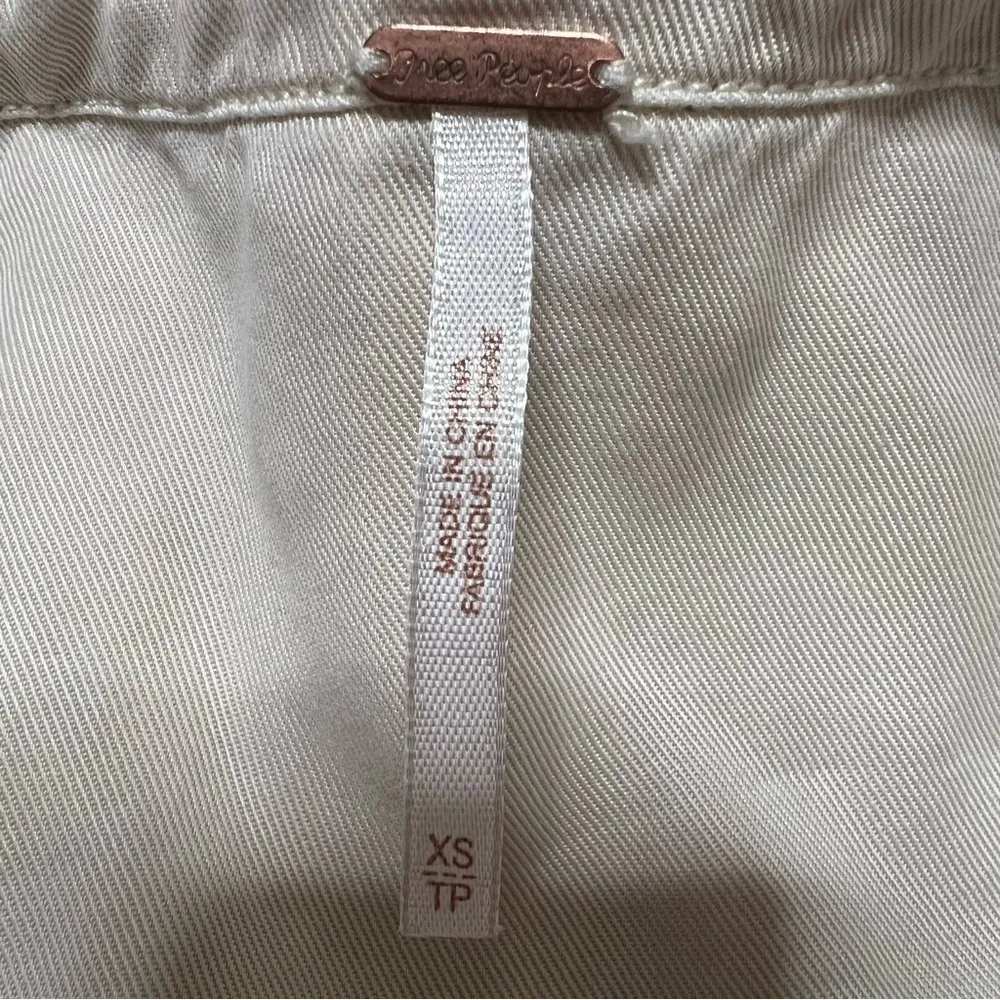 Free People Cream Under Your Spell Long Sleeve Lace-Up Blouse Size XS OB466261. - Image 4