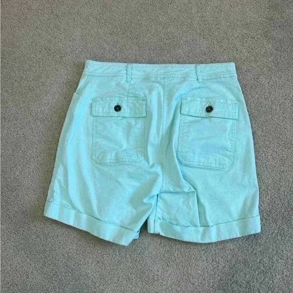 Boden high rise shorts in size 6 Blue - Image 2