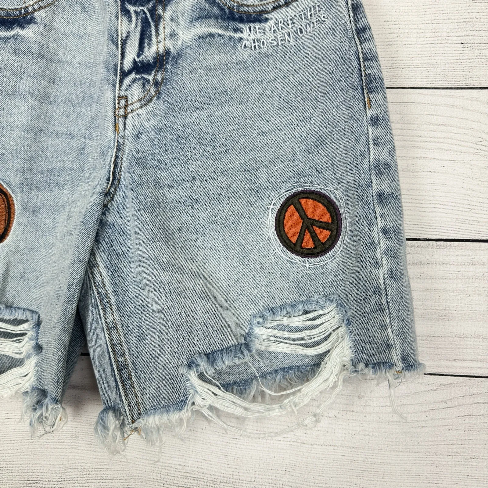 Forever 21 Denim Embroidered Shorts Jean Sz Small Distressed Funky Patches Retro - Image 5