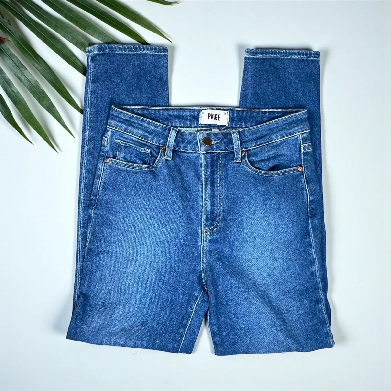 Paige Gemma Jeans in Timeless Wash - Image 7