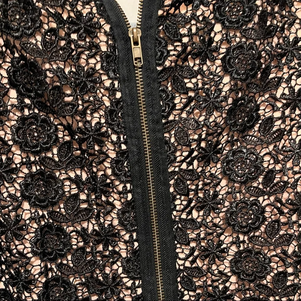 ⭐️  F21 Black Blush Pink Crochet Lace Sleeveless Bodycon Cocktail Dress Small - Image 5