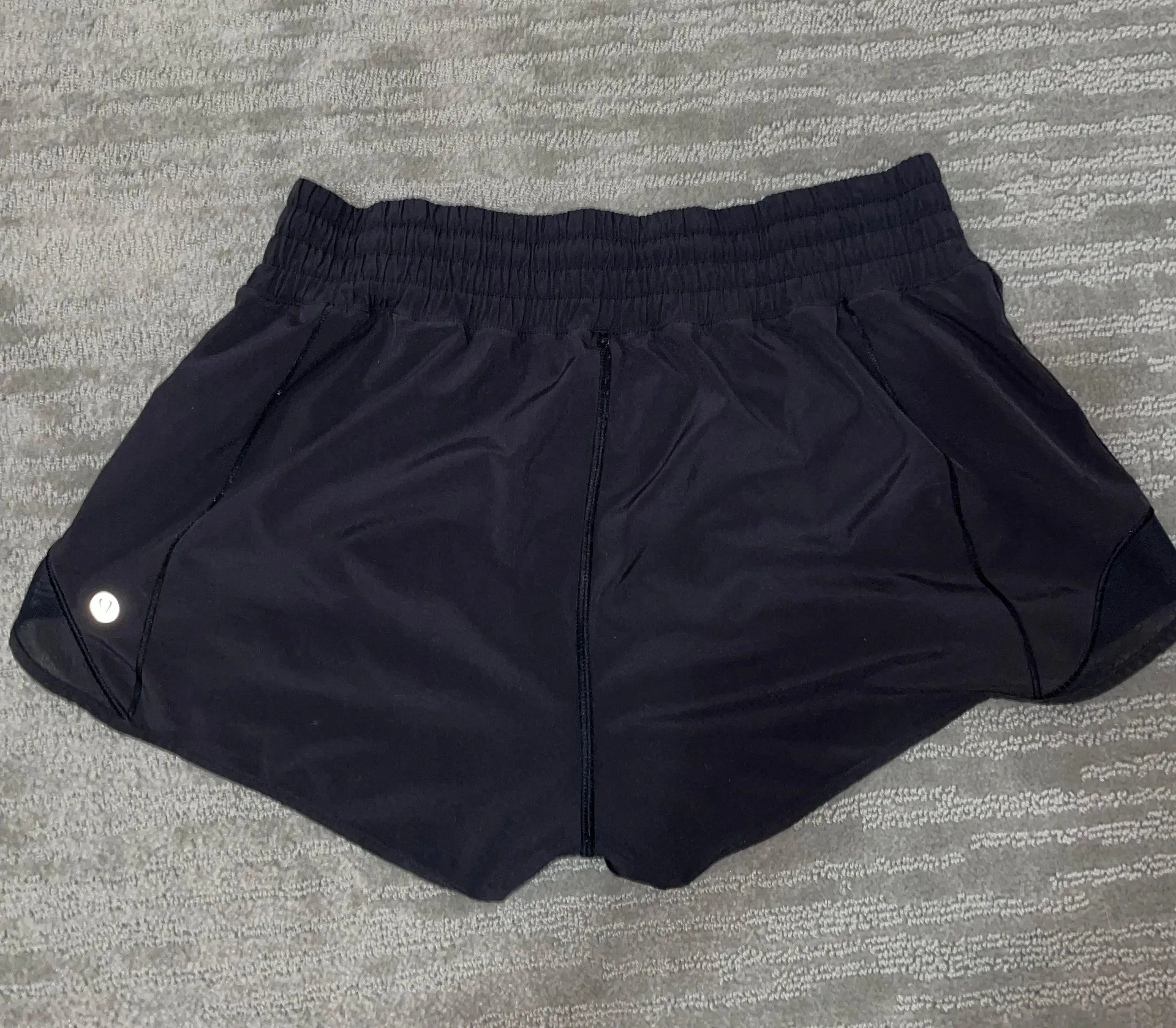 Lululemon Hotty Hot Short 2.5” - Image 3