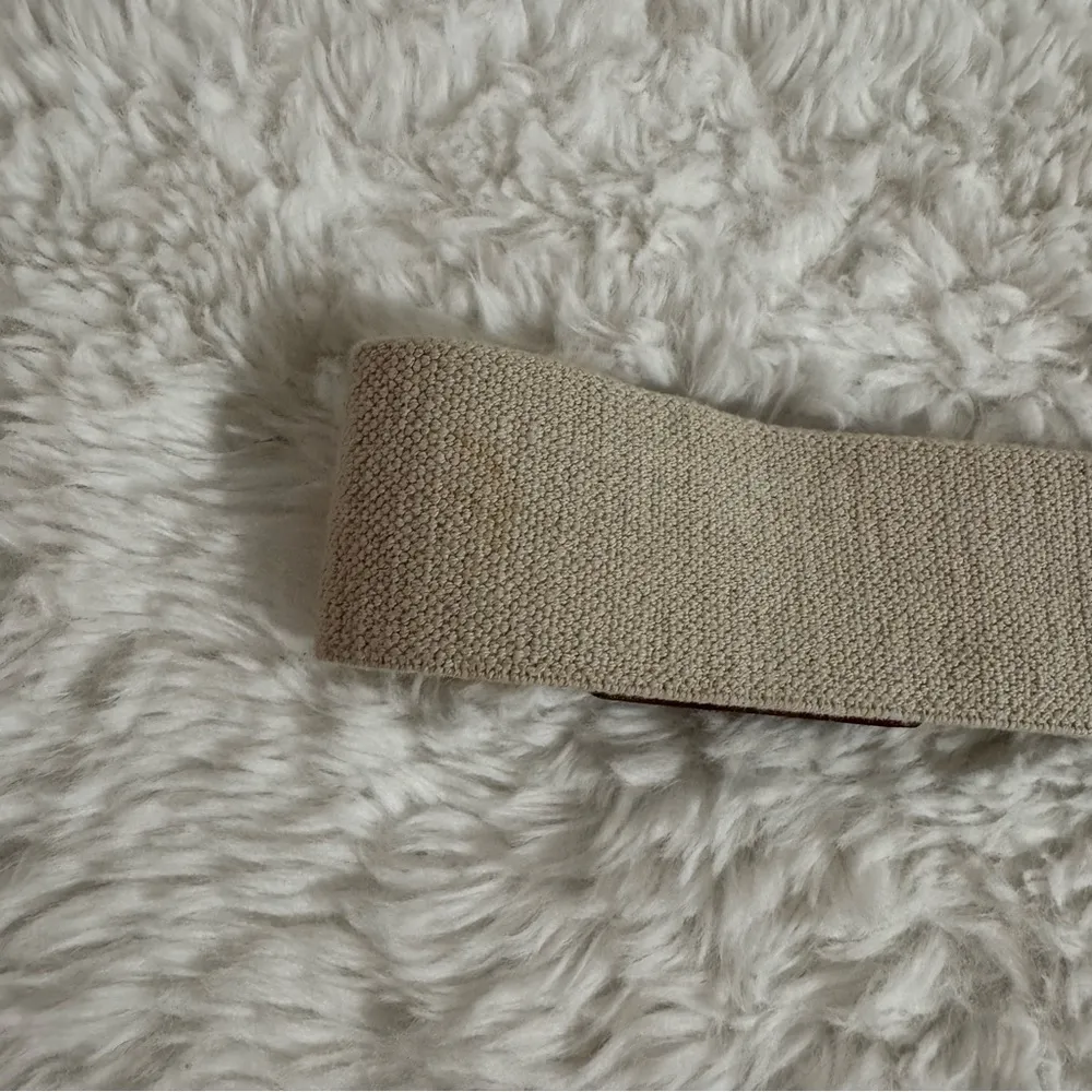 Tory Burch Tan and Brown Stretch Leather Belt with Gold Buckle Size XS - Image 6