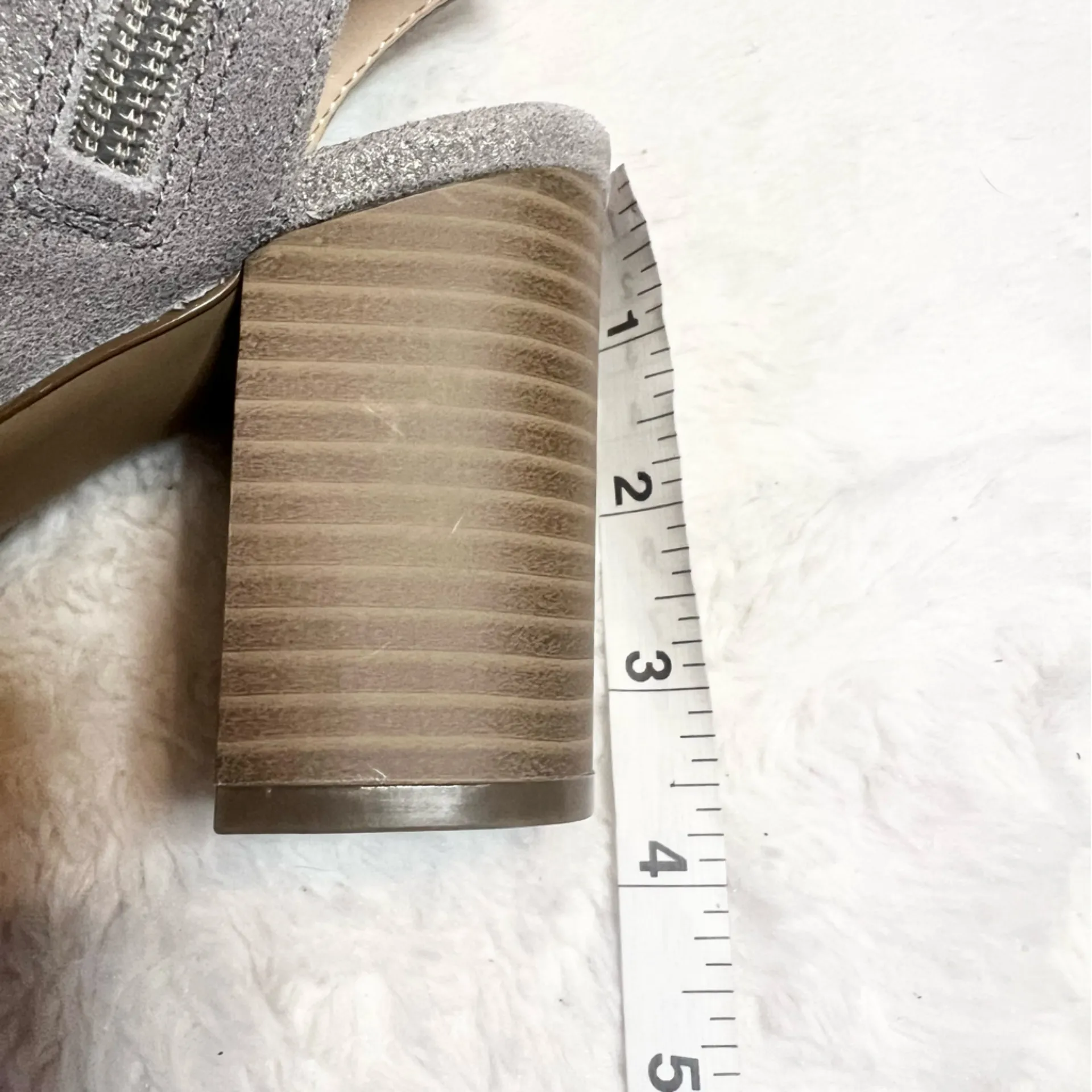 Vince Camuto Silver Gray Caged Gladiator Heeled Sandals Size 7 - Image 8