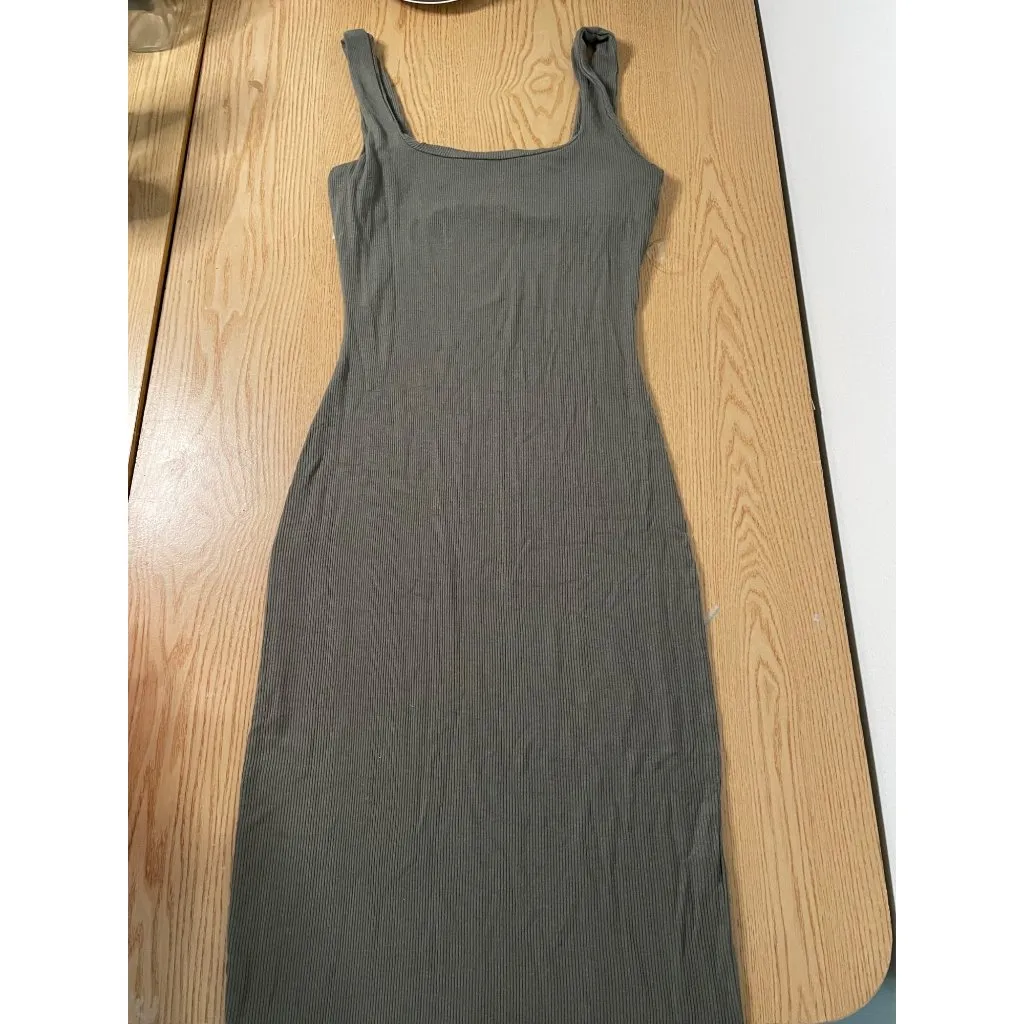 Bundle of 2 Womens Dresses Popular 21 Ribbed Size Small/medium - Image 7