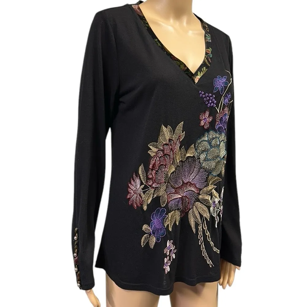Soft Surroundings Embroidered Floral Long Sleeve Velvet V Neck Tunic Top Small - Image 2