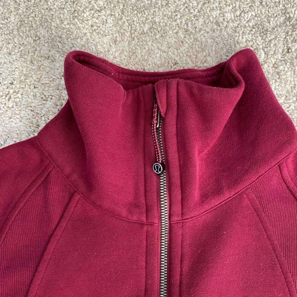Maroon Half-Zip Lululemon crewneck - Image 4