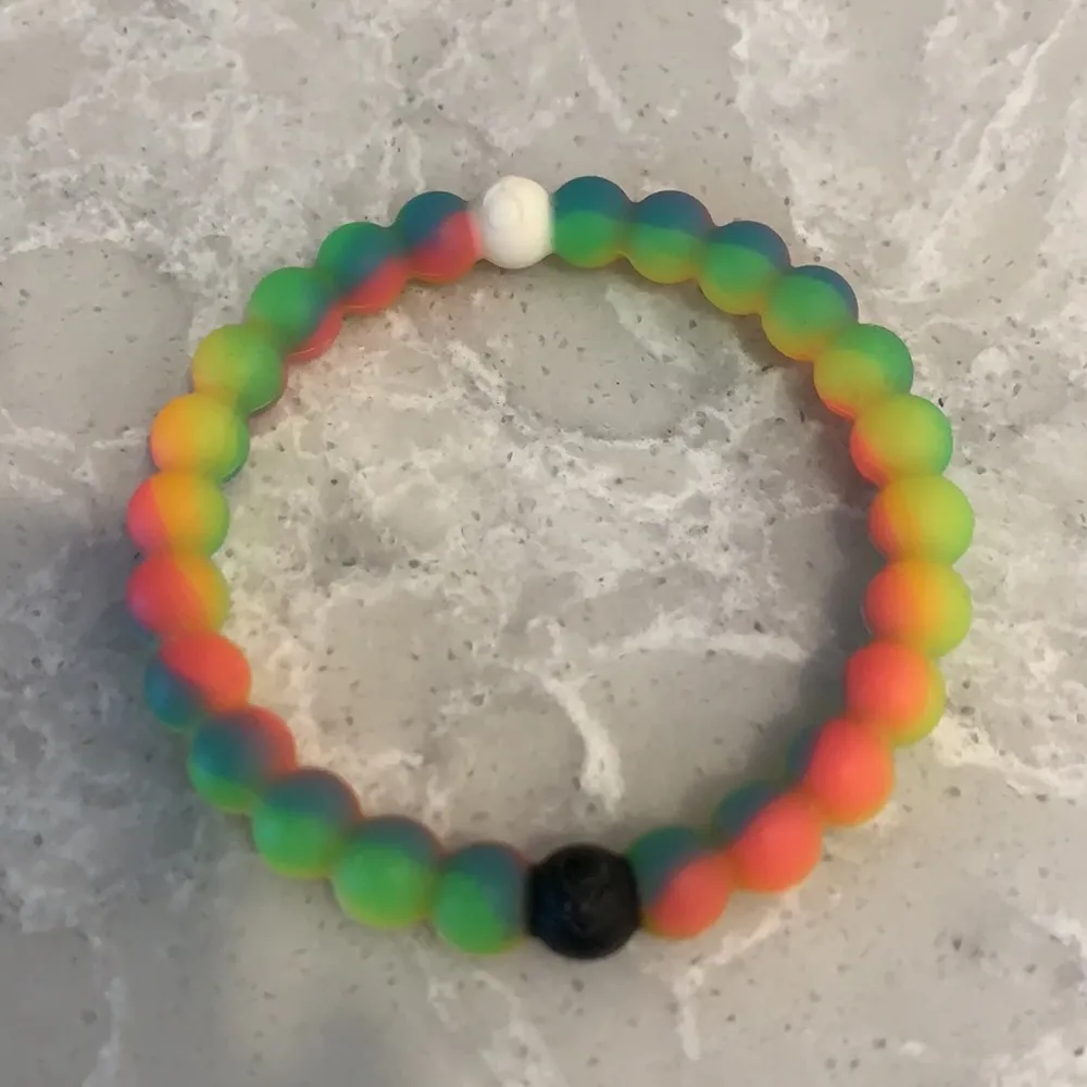 Lokai “make a wish “ bracelet - Image 2