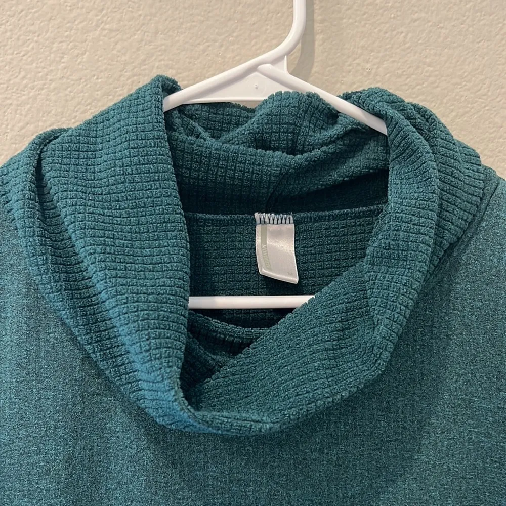 Mondetta Womens Athletic Cowl Neck Long Sleeve | Medium - Image 2