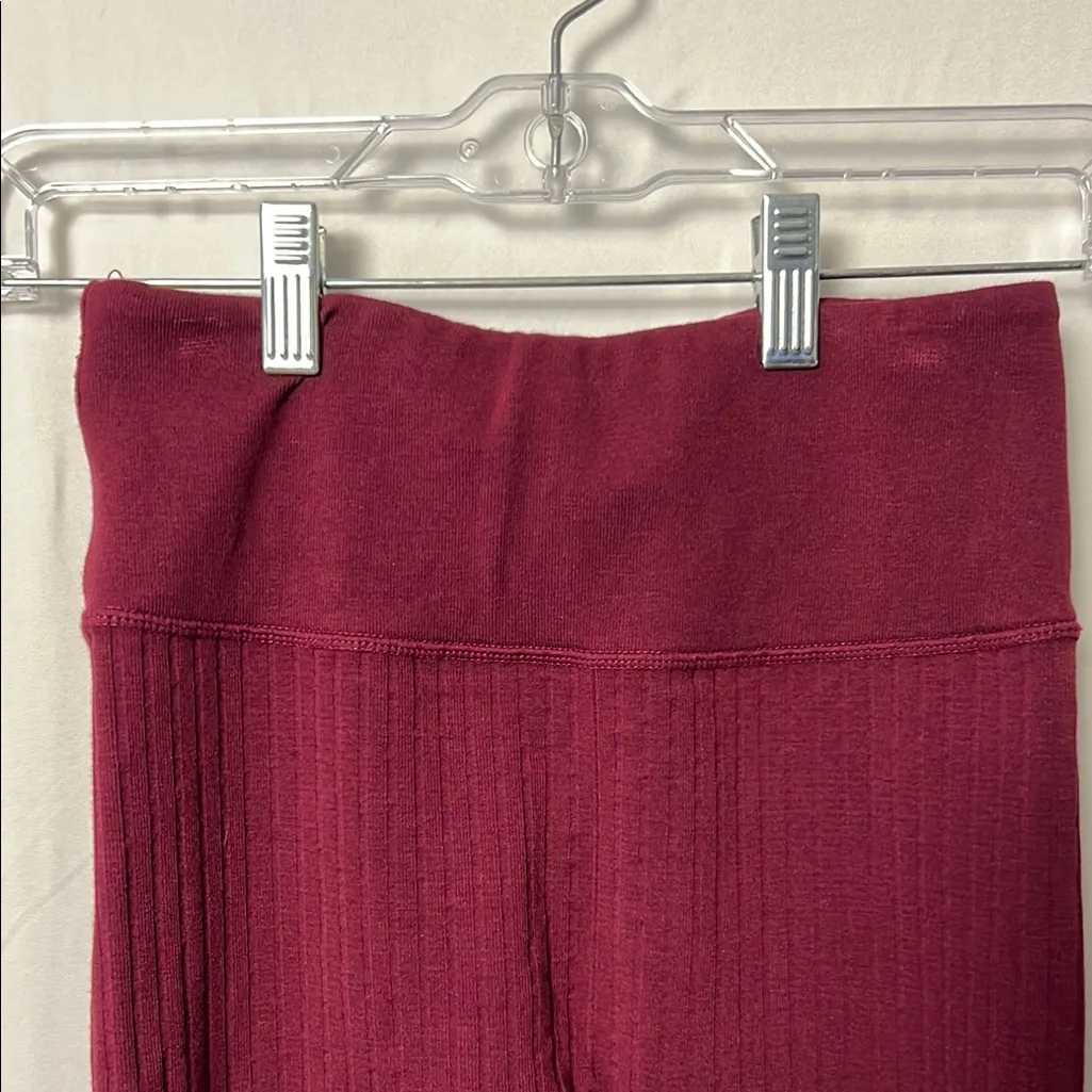 Fabletics Ribbed Seamless High-Waisted Legging Size Small - Image 4