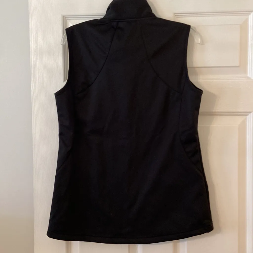 CRIVIT OUTDOOR MAN VEST size is Europe 40 length 28” pit to pit 38” color black Size M - Image 6