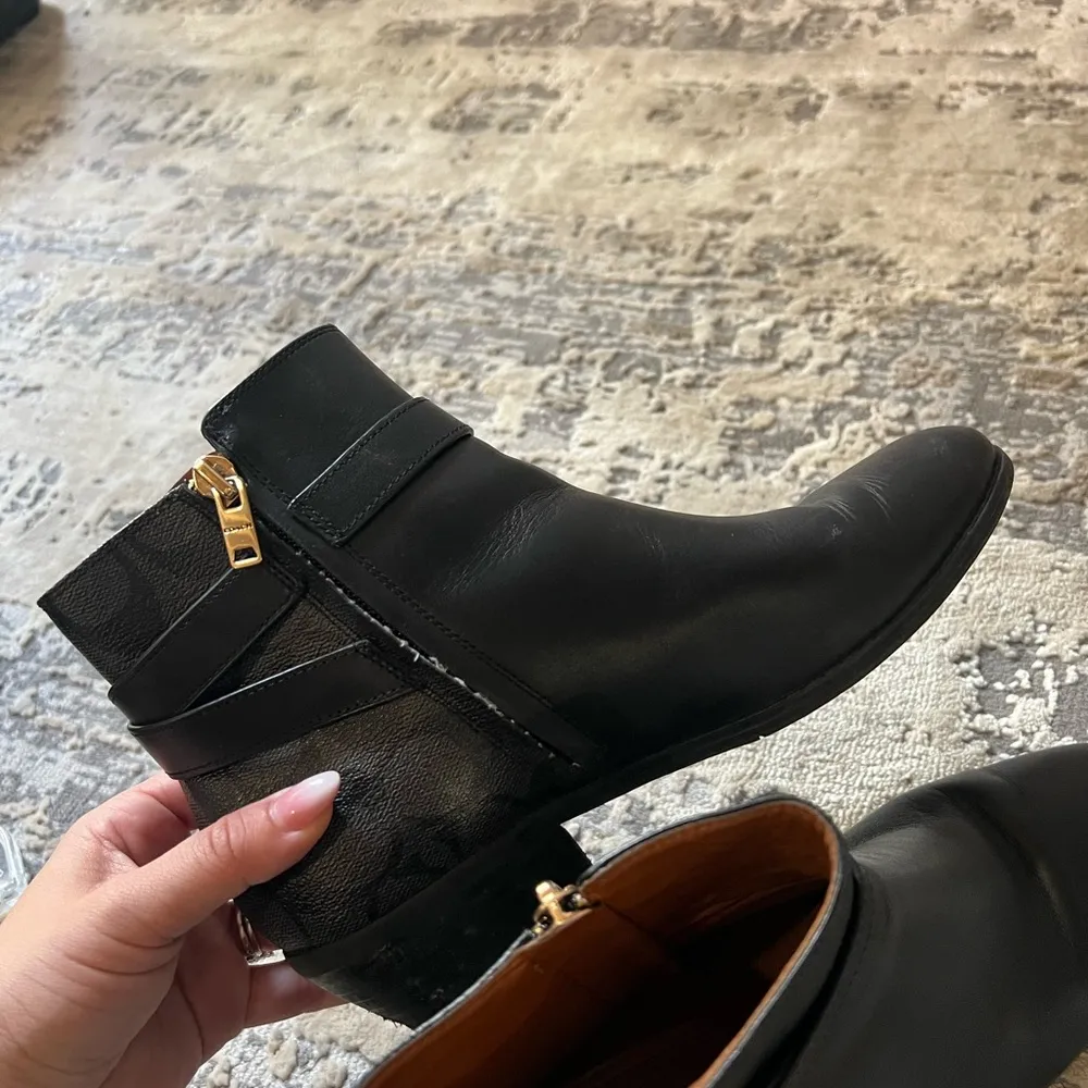 Coach Black Logo Leather Dean Boots Size 7.5 $295 - Image 8