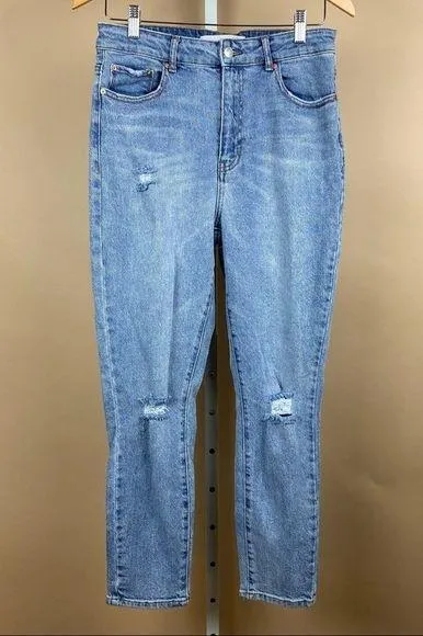 Super high Rise Mom Jeans Size 13 Junior 29 Light Wash Distressed Cali - Image 1