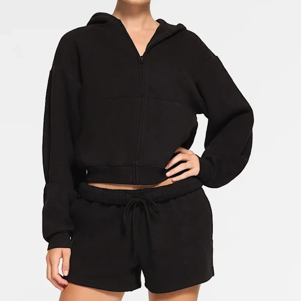 SKIMS COTTON FLEECE‎ CLASSIC SHORT size S NWT - Image 4