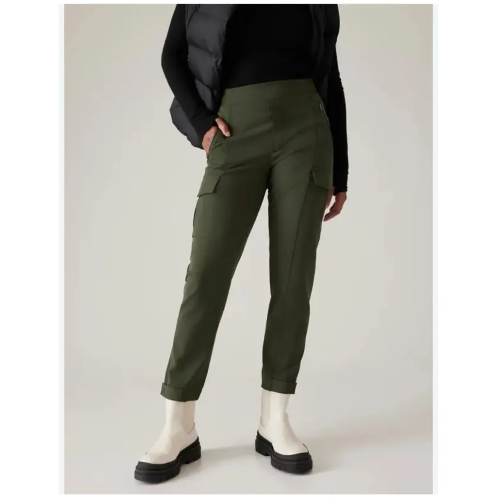 Athleta Green Endless High Rise Cargo Pant Size 4 - Image 13