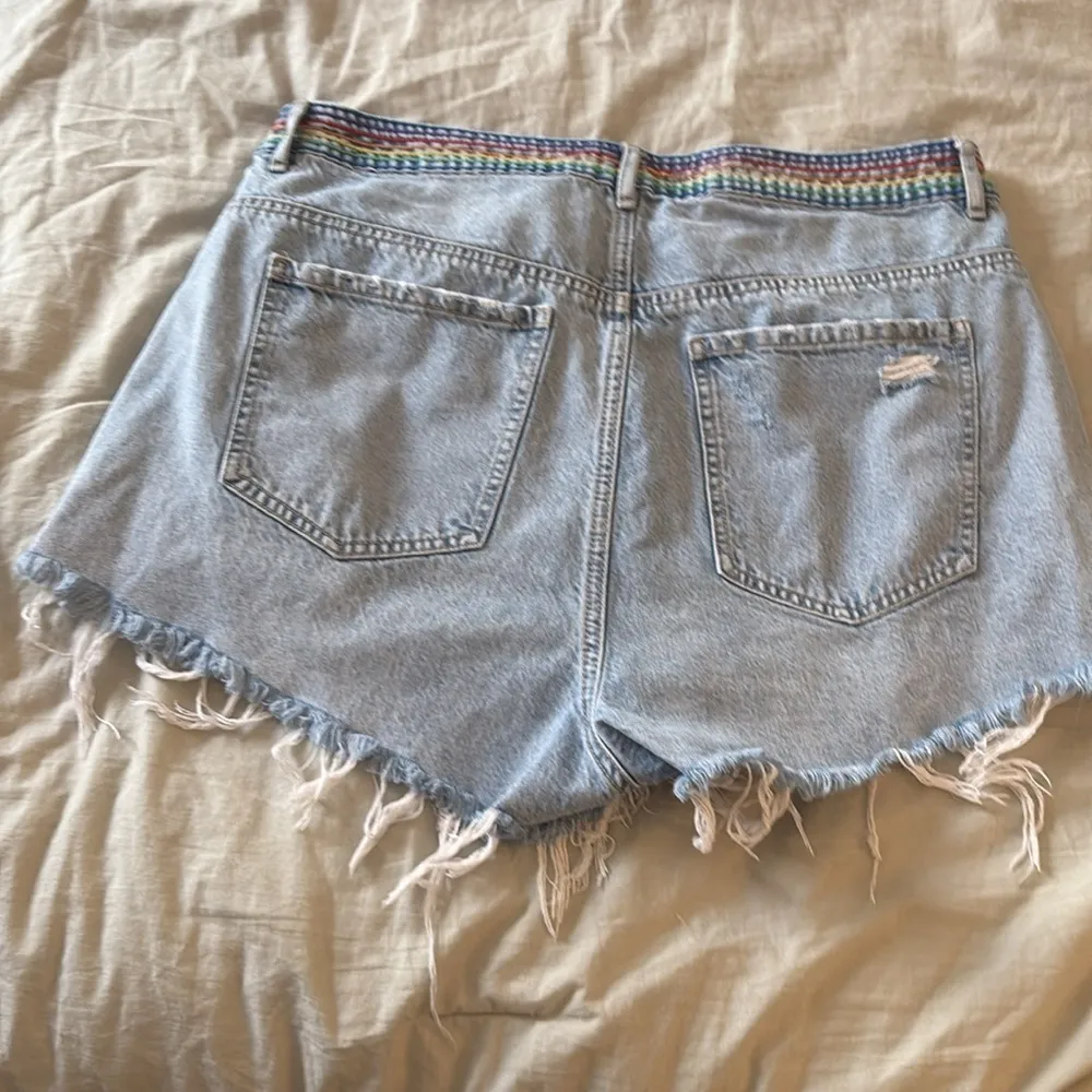 Garage Pride Rainbow Festival Denim Distressed Shorty Shorts Size 31 - Image 6