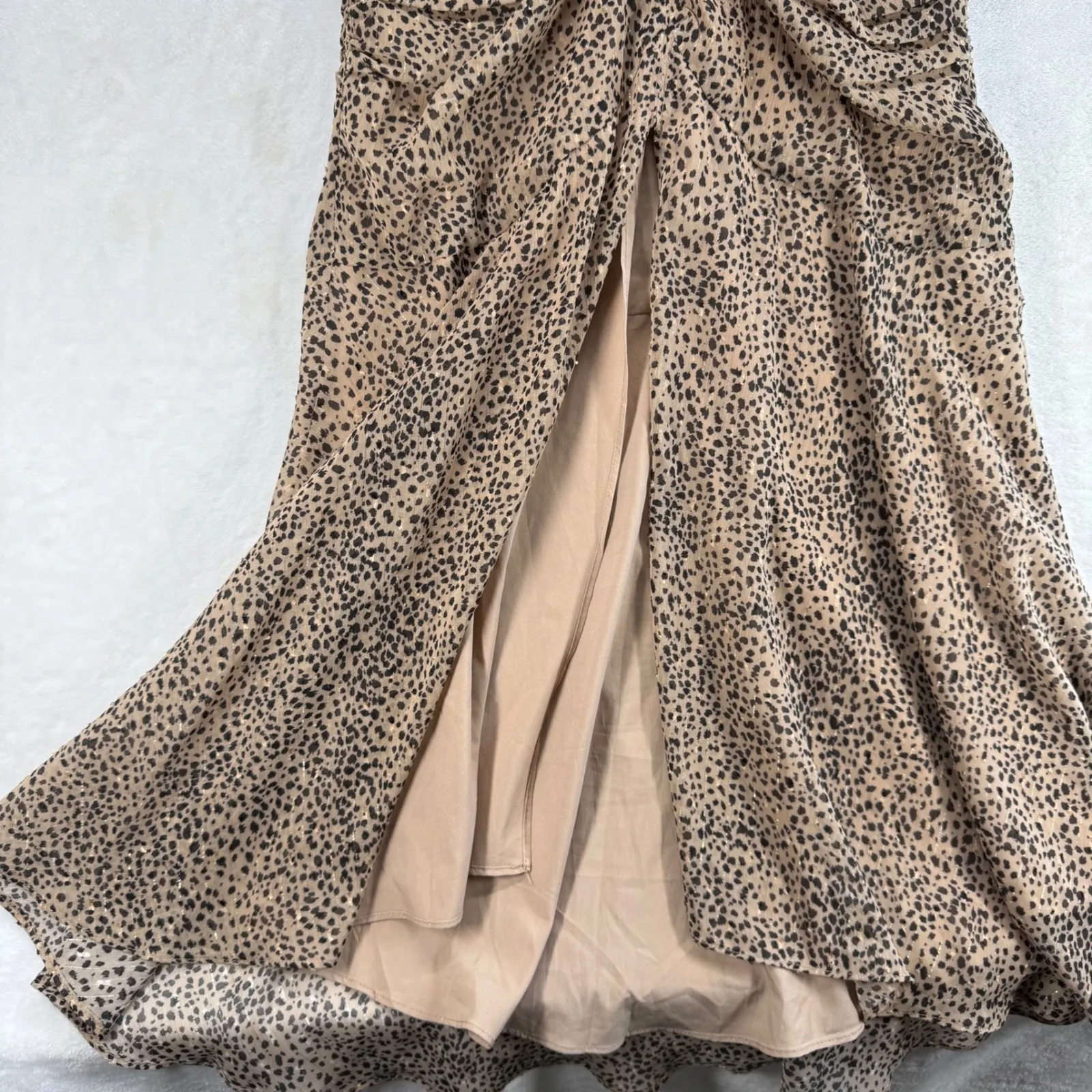 ASTR The Label‎ Dottie Midi Dress Animal Print Ruched Long Sleeve XS Brown - Image 6