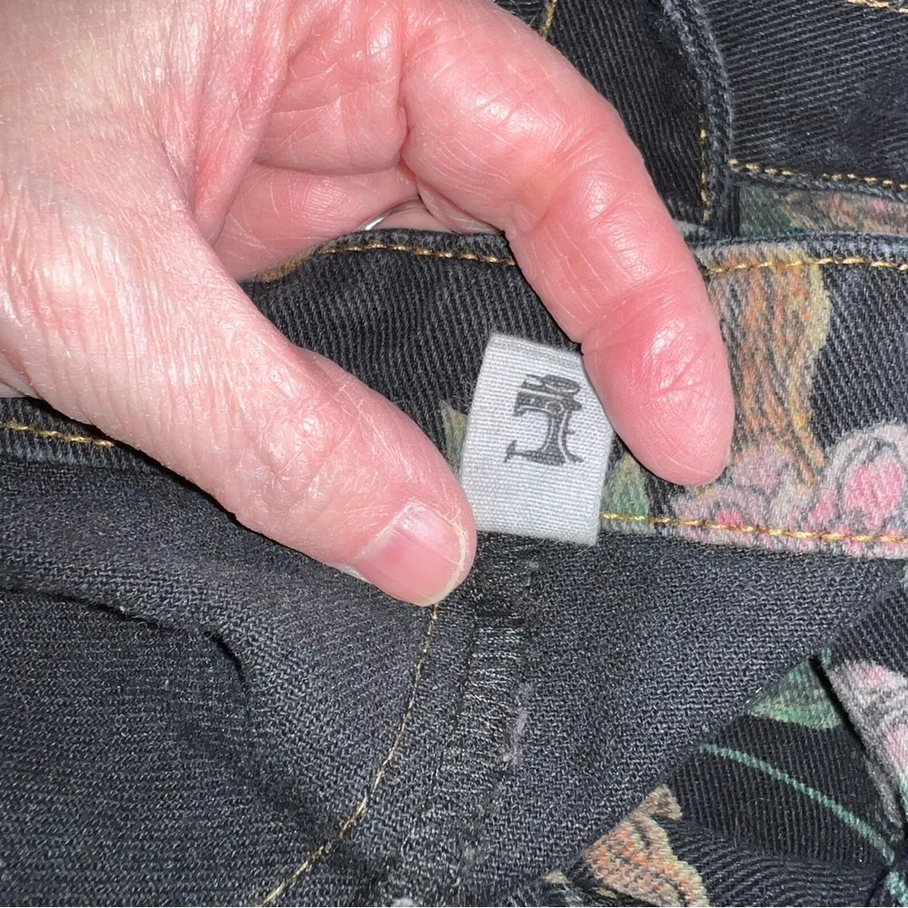 Funky QES Goth Floral Black Overalls with Pockets! Size 16 - Image 9