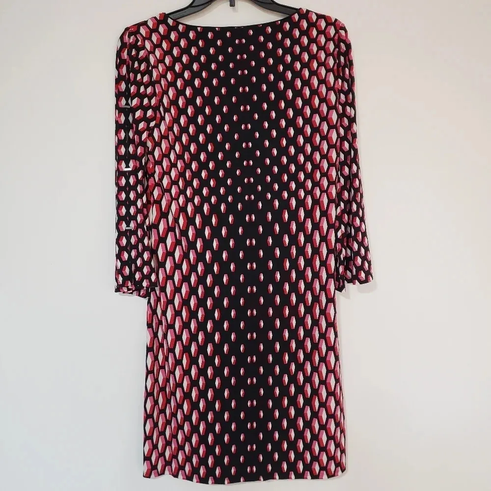 White House Black Market Geometric Dress - Image 4