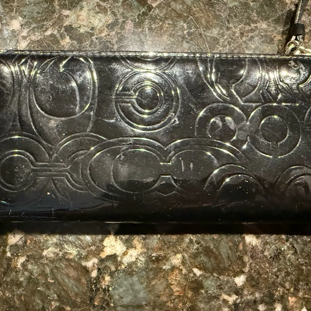 COACH POPPY EMBOSSED PATENT LEATHER SLIM‎ ZIP WALLET BLACK RARE MINT S - Image 3
