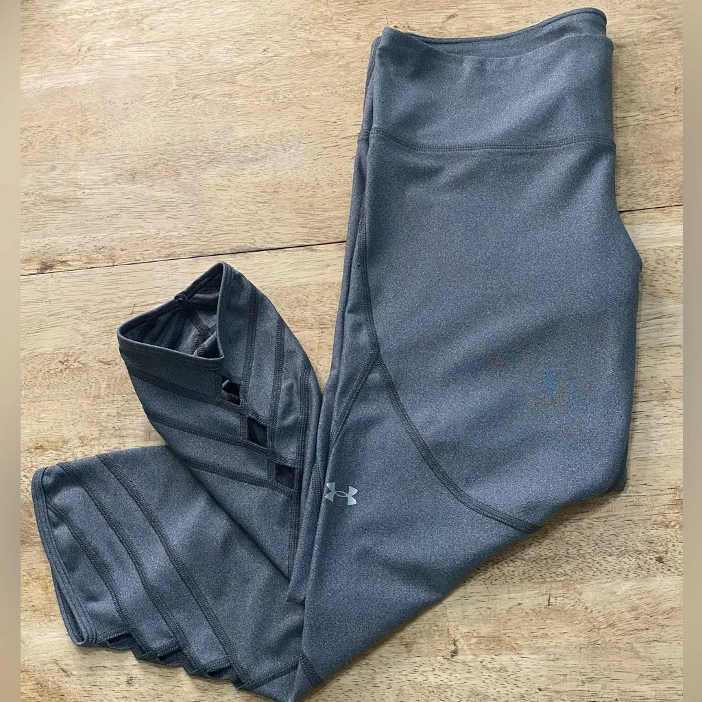 Under Armour Women’s Sz XL Gray HeatGear Hi-Rise Cutout Ankle Leggings - Image 2