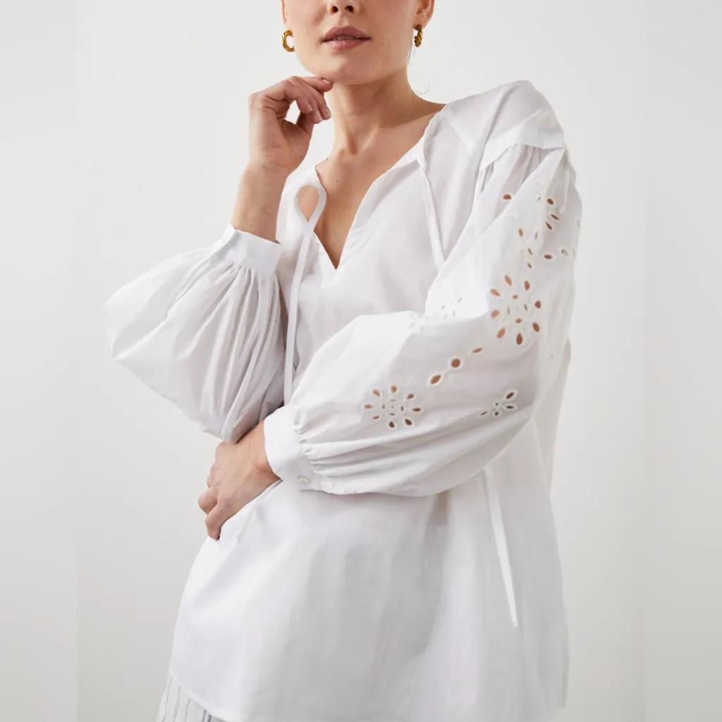 RAILS 
Dari Embroidered-Sleeve Blouse Beach White Eyelet - Image 8