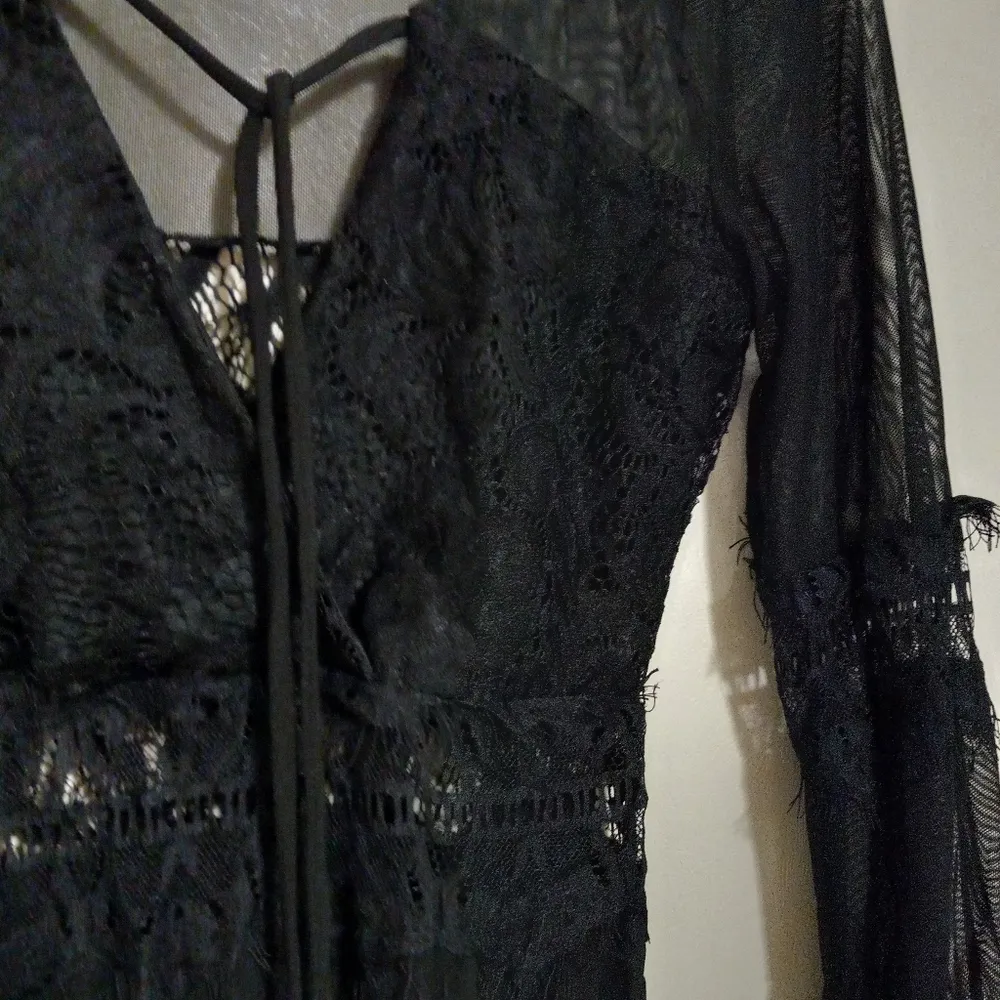 Charlotte Russe S Long Sleeved Black Eyelash Lace Trimmed Body Suit - Image 3