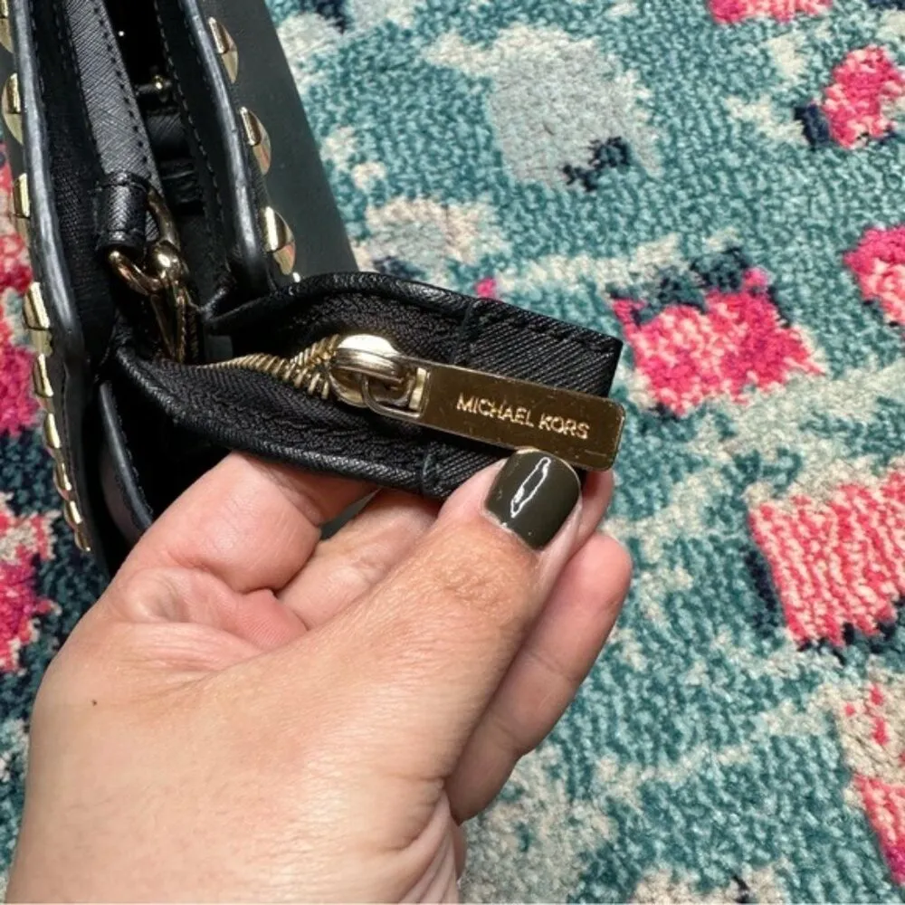 MICHAEL Michael Kors Selma Medium Studded Saffiano Leather Messenger Black - Image 7