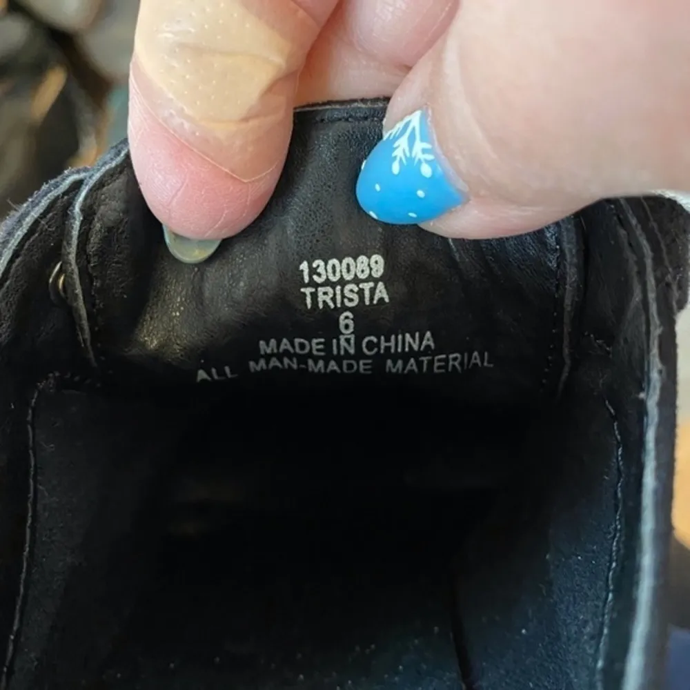 X-Appeal Black Wedge Ankle Boot Size 6 - Image 10