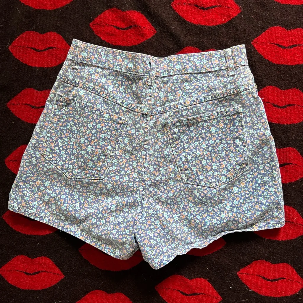 Vintage 90s xhilaration purple floral high waisted shorts 26-27 inch - Image 4