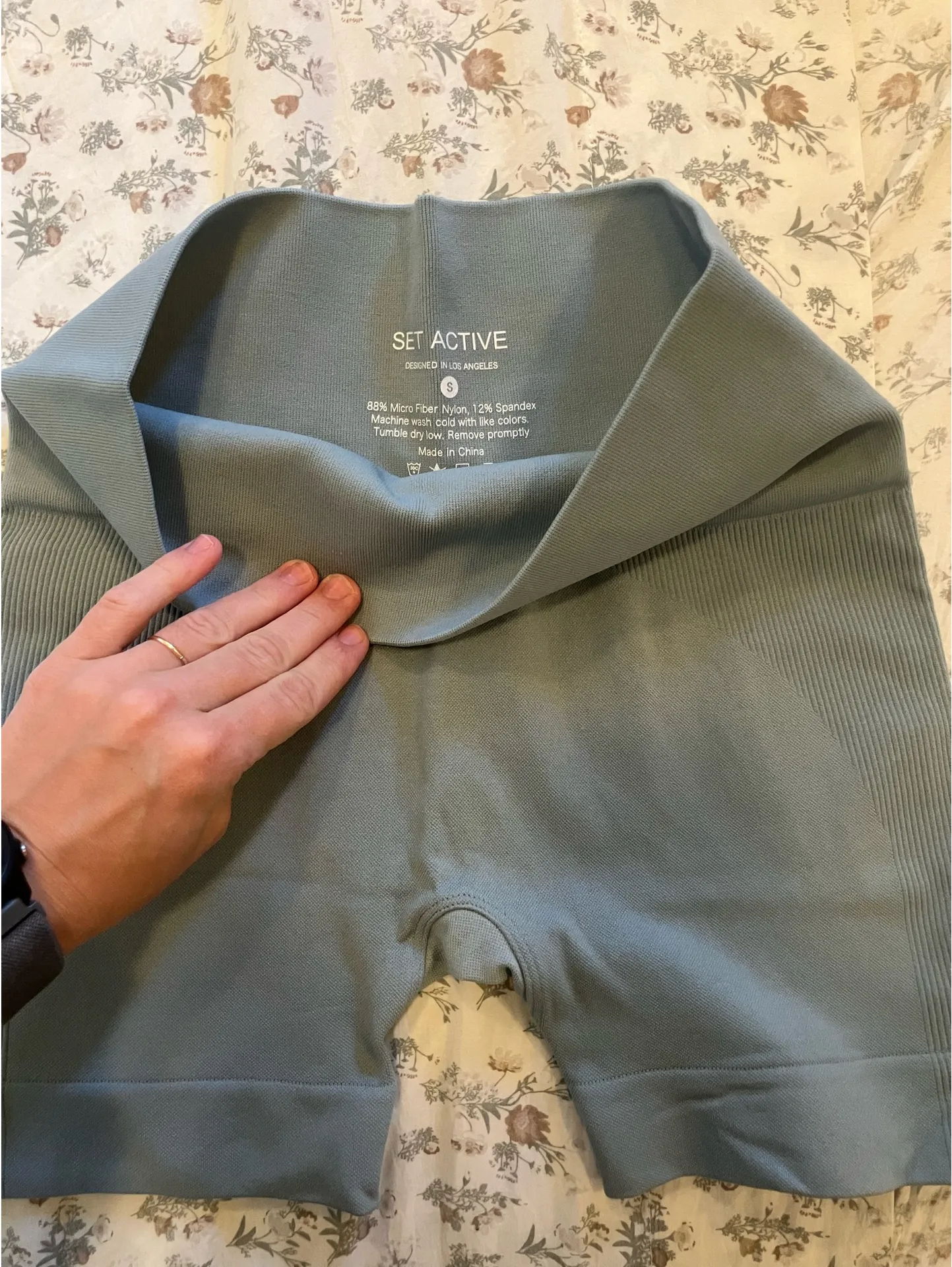 SET Active Workout Set - Image 3